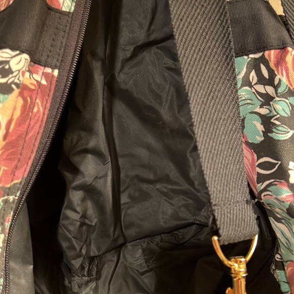 Vintage Large Avon Duffle Bag - Picture 4 of 4